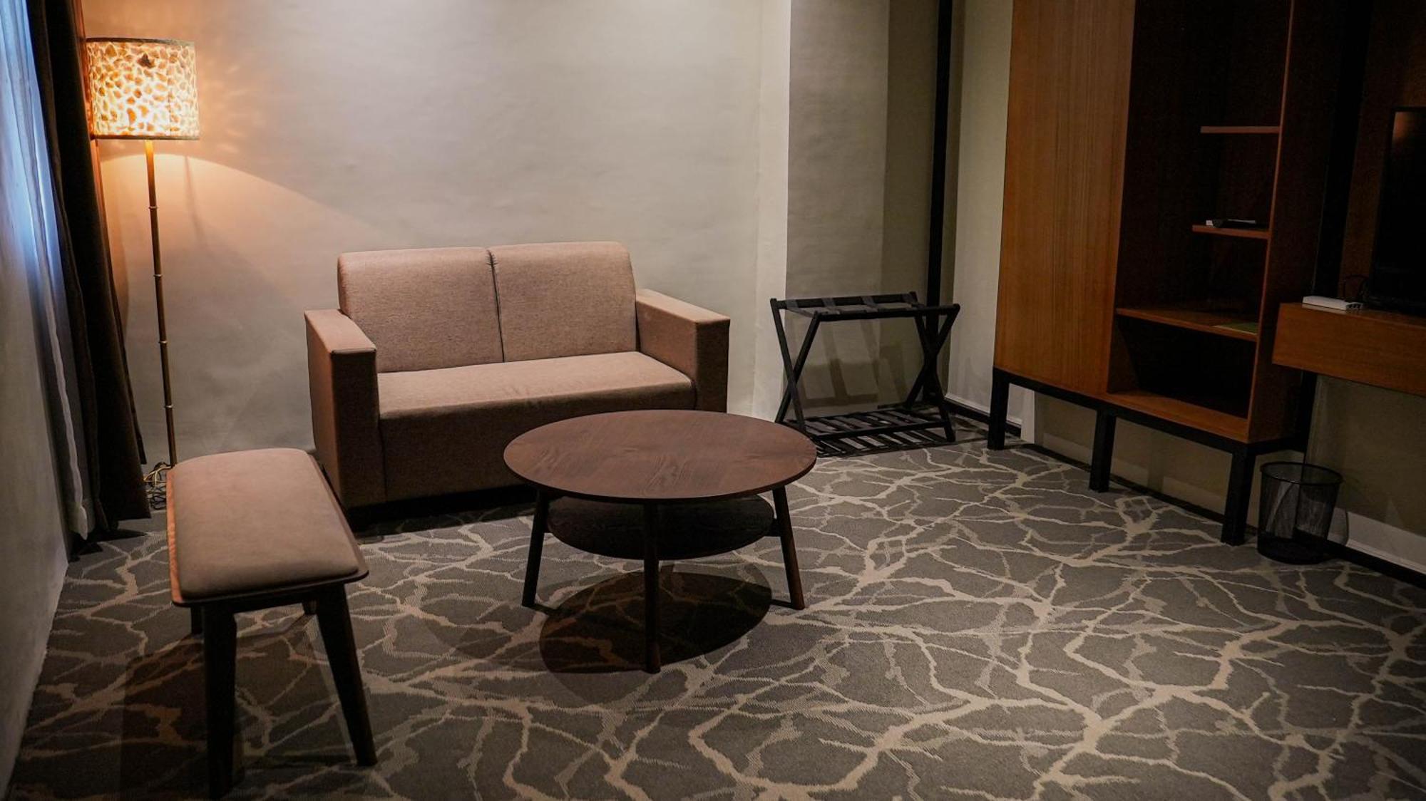 Maxi Hotel And Event Center Tagbilaran City Ngoại thất bức ảnh